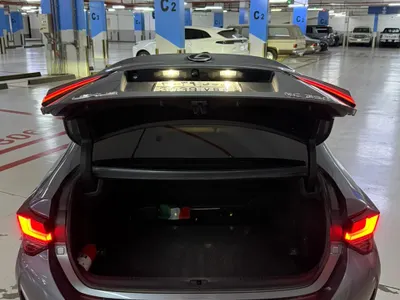 2019 لكزس أر سي 350