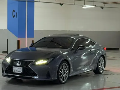 2019 لكزس أر سي 350