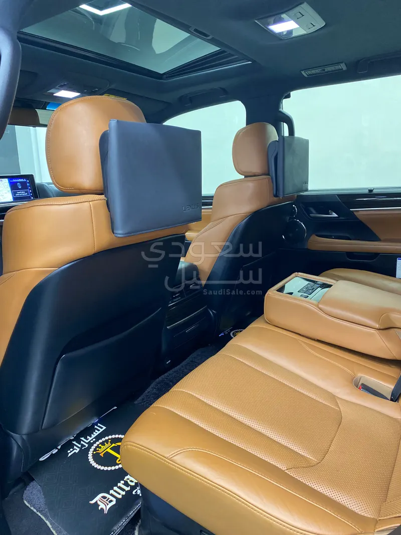 2021 لكزس إل إكس 570 اس