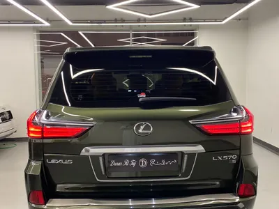 2021 لكزس إل إكس 570 اس