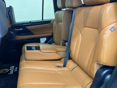 2021 لكزس إل إكس 570 اس