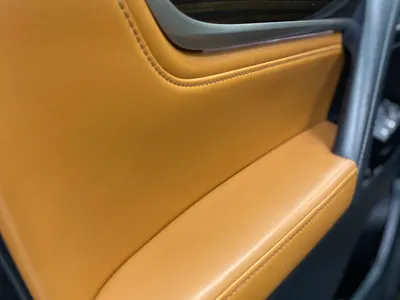 2021 لكزس إل إكس 570 اس