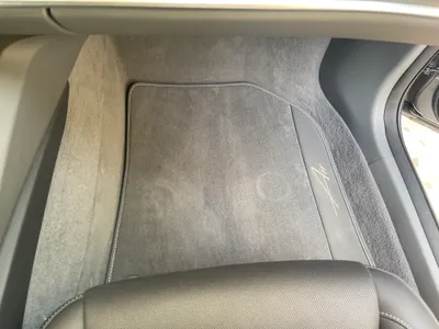 2025 لوسيد اير بيور