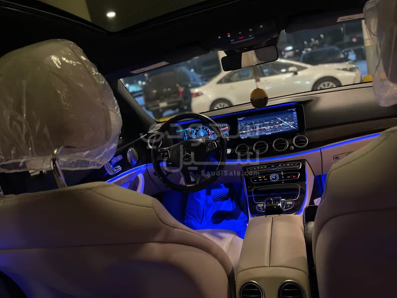 2017 مرسيدس - بنز إي 300