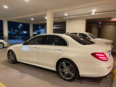 2017 مرسيدس - بنز إي 300