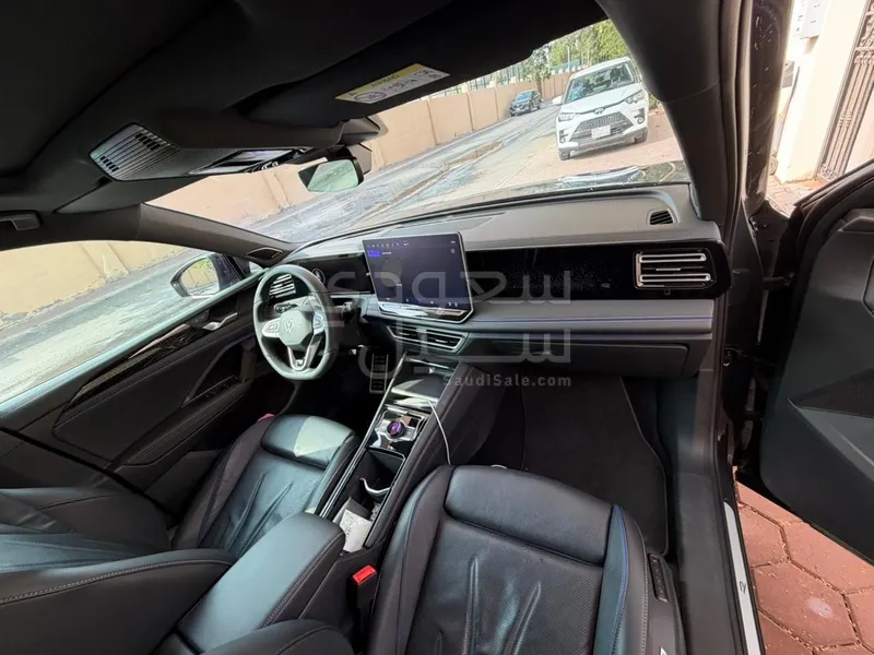 2025 فولكس واجن تيغوان ار-لاين