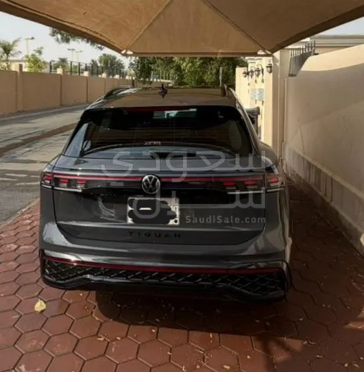 2025 فولكس واجن تيغوان ار-لاين