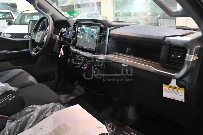 2025 فورد اف 150