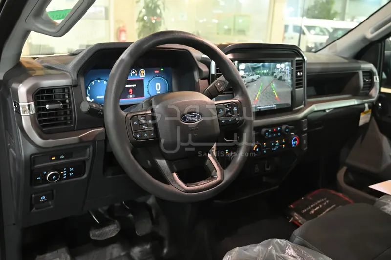 2025 فورد اف 150