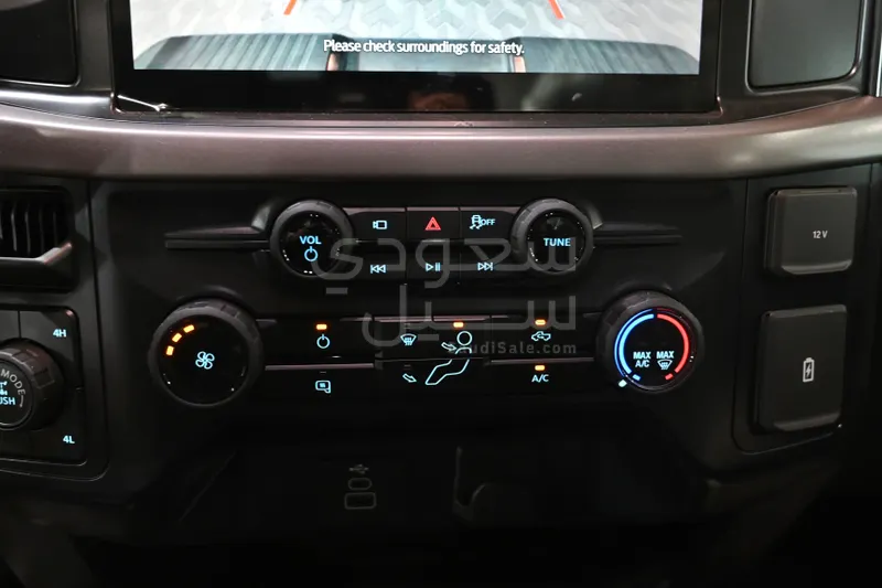 2025 فورد اف 150