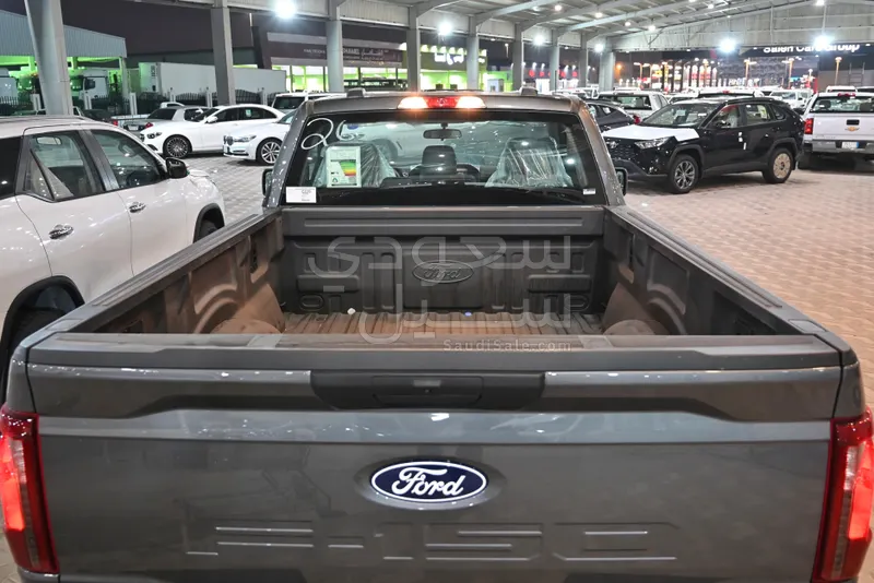 2025 فورد اف 150