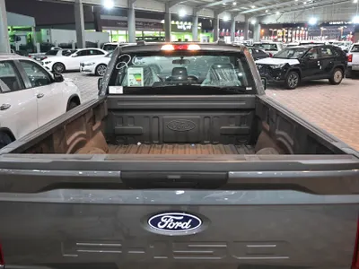 2025 فورد اف 150