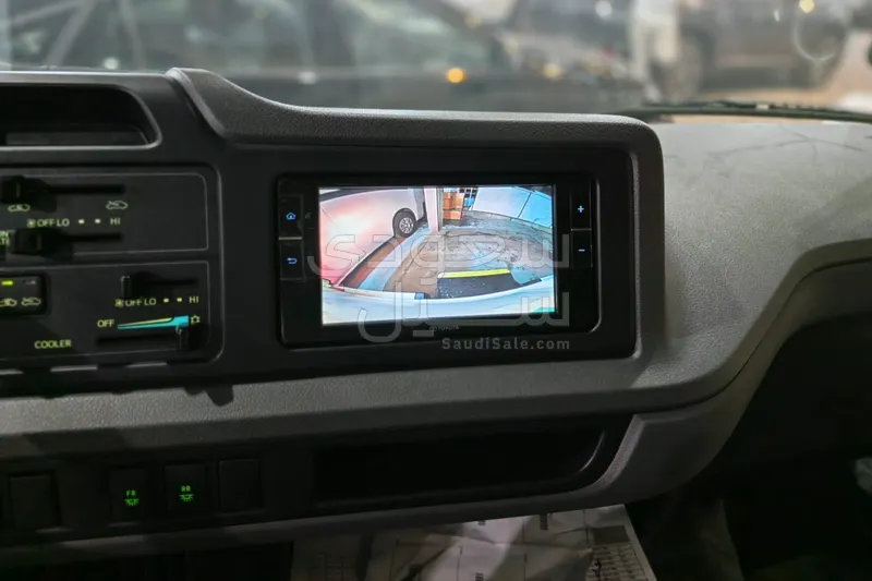 2025 تويوتا كوستر