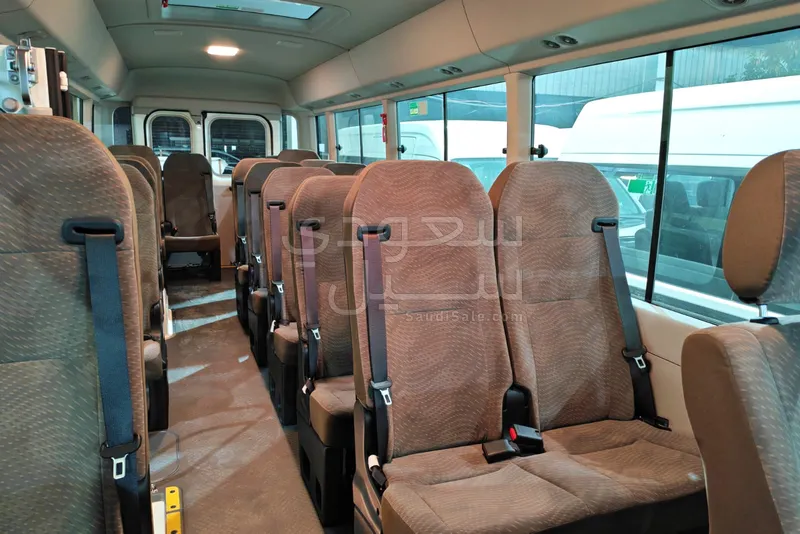 2025 تويوتا كوستر