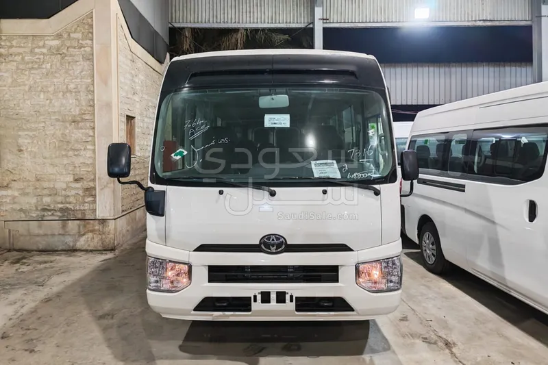 2025 تويوتا كوستر