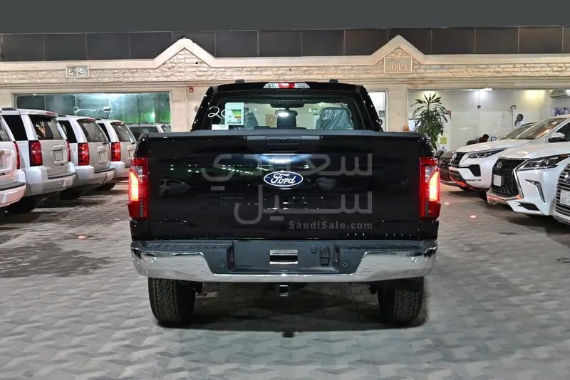 2025 فورد اف 150