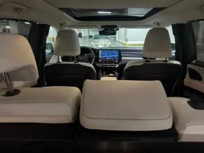 2024 لكزس أر إكس 350