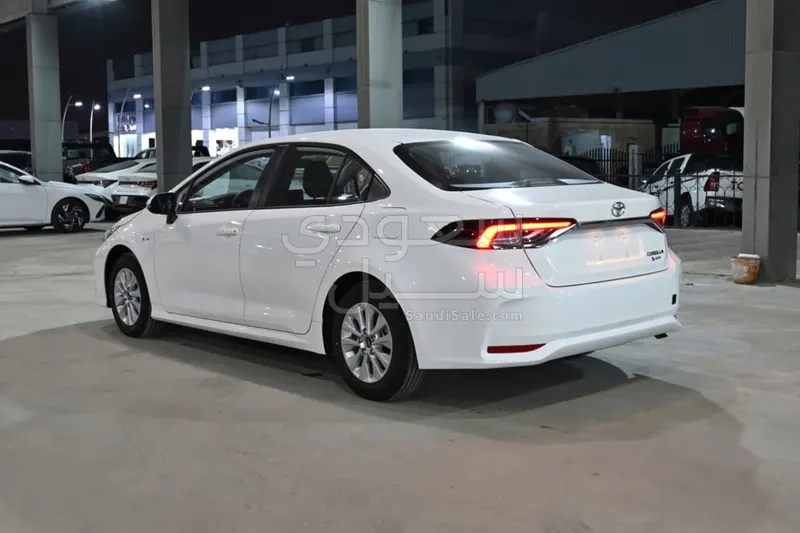 2025 تويوتا كورولا