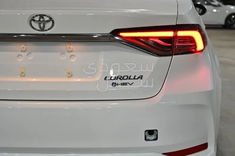 2025 تويوتا كورولا