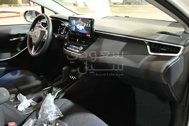 2025 تويوتا كورولا