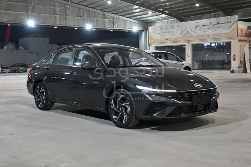 2025 هيونداي النترا سمارت