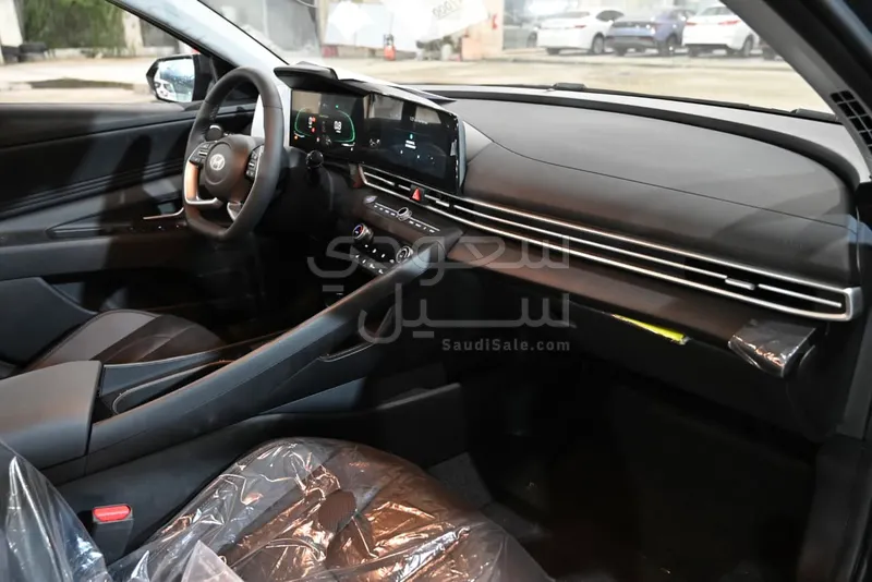 2025 هيونداي النترا سمارت