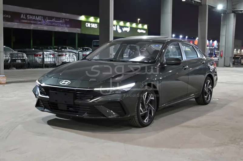 2025 هيونداي النترا سمارت