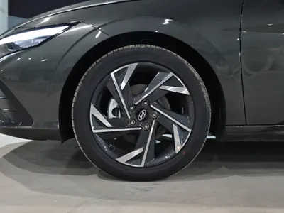 2025 هيونداي النترا سمارت