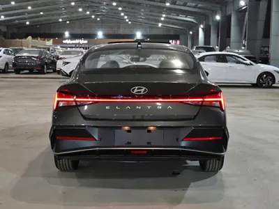 2025 هيونداي النترا سمارت