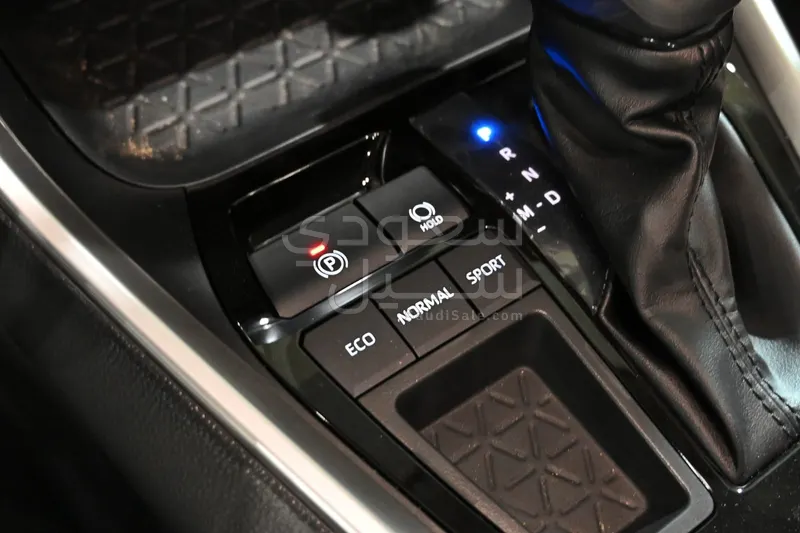 2025 تويوتا راف 4