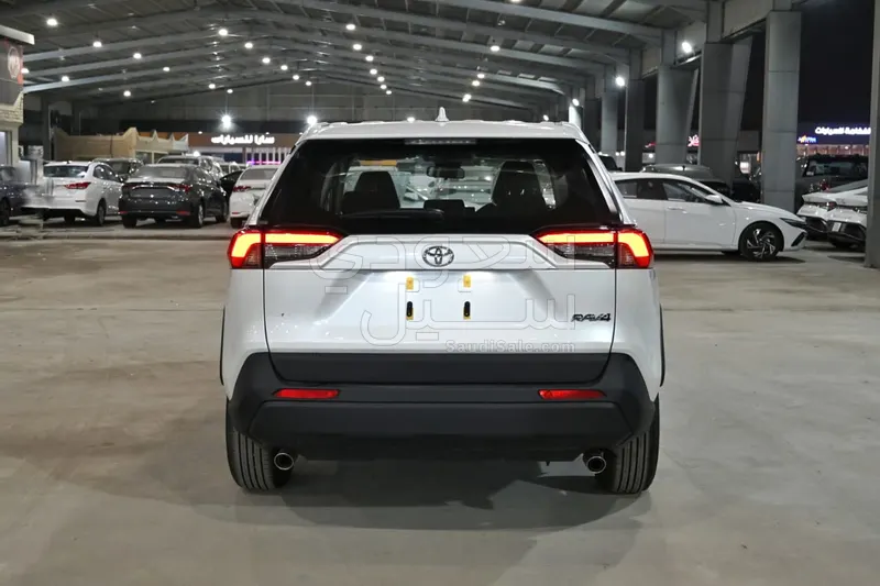 2025 تويوتا راف 4