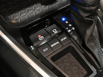 2025 تويوتا راف 4