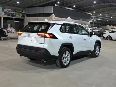 2025 تويوتا راف 4