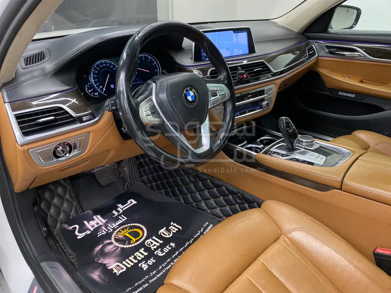 2016 بي ام دبليو الفئة السابعة 730 إل أي