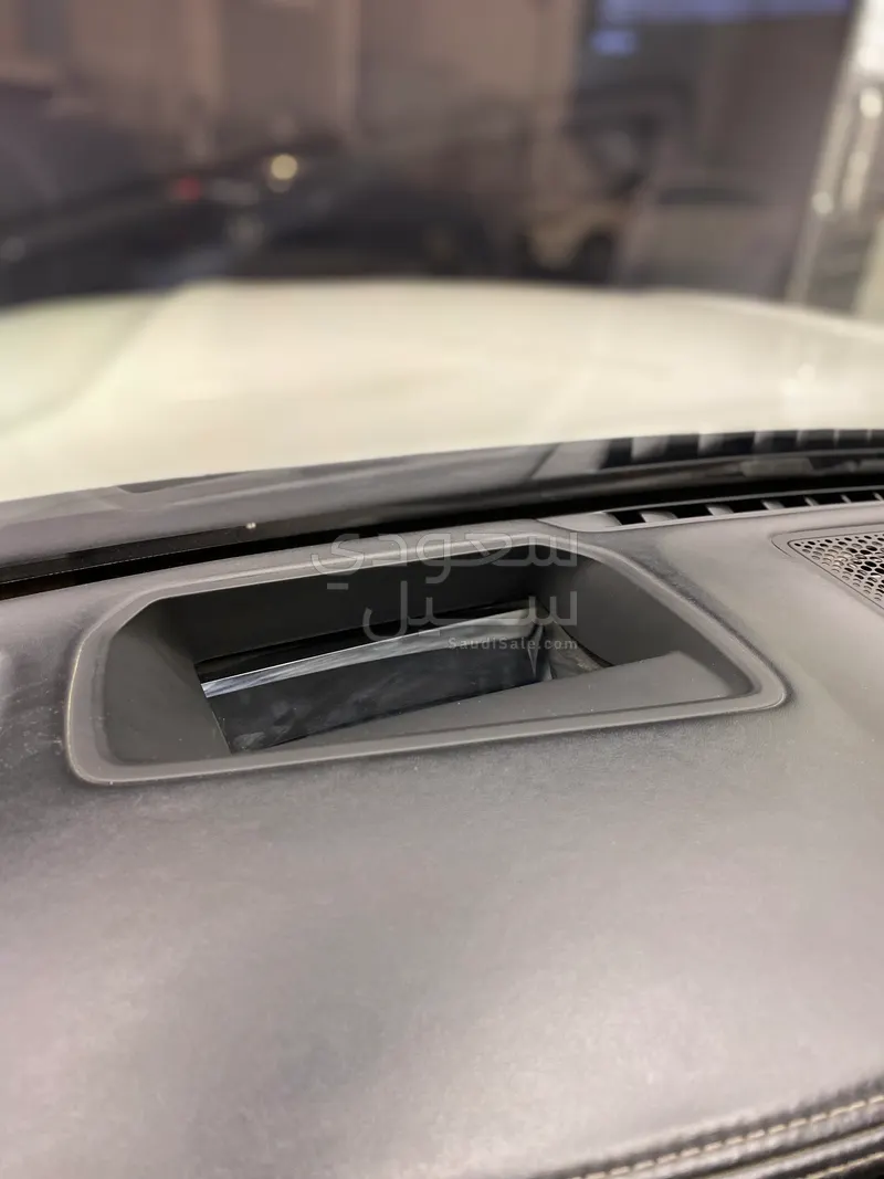 2016 بي ام دبليو الفئة السابعة 730 إل أي