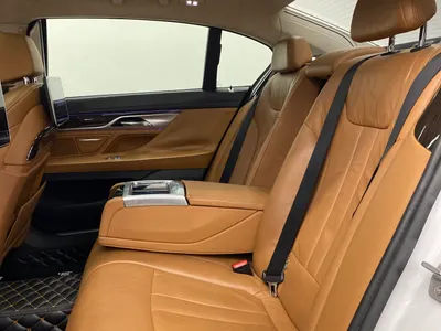 2016 بي ام دبليو الفئة السابعة 730 إل أي