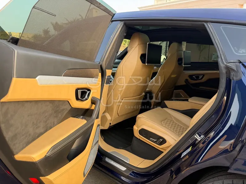 2021 لمبرجيني اوروس