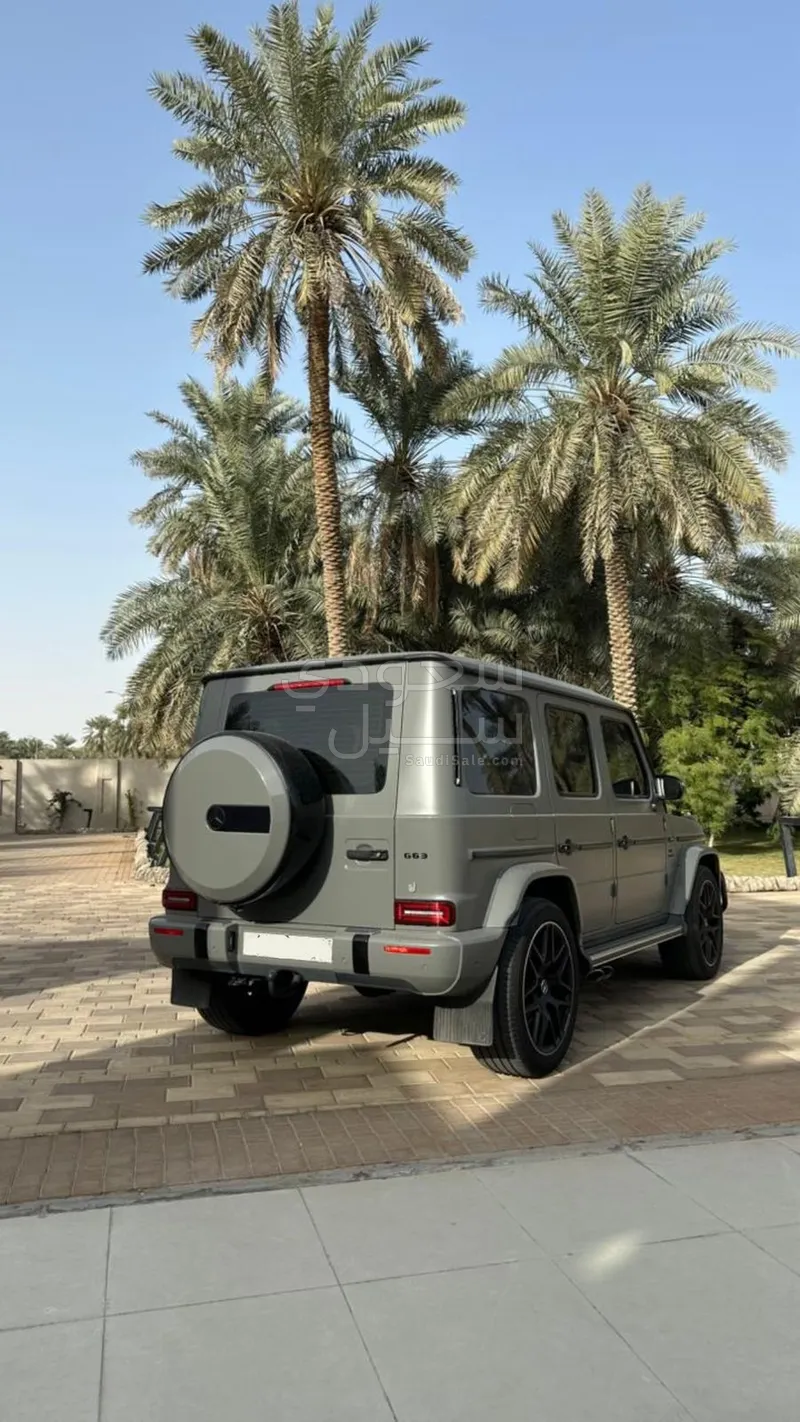 2022 مرسيدس - بنز جي 63 أي إم جي