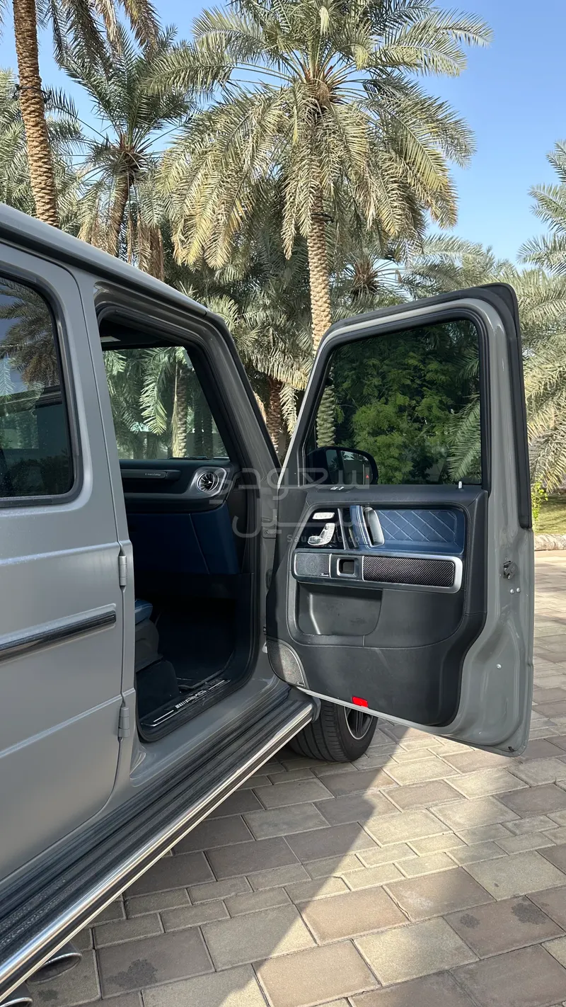 2022 مرسيدس - بنز جي 63 أي إم جي