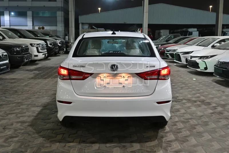 2025 شانجان السفن