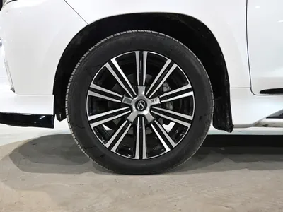 2021 لكزس إل إكس 570 اس