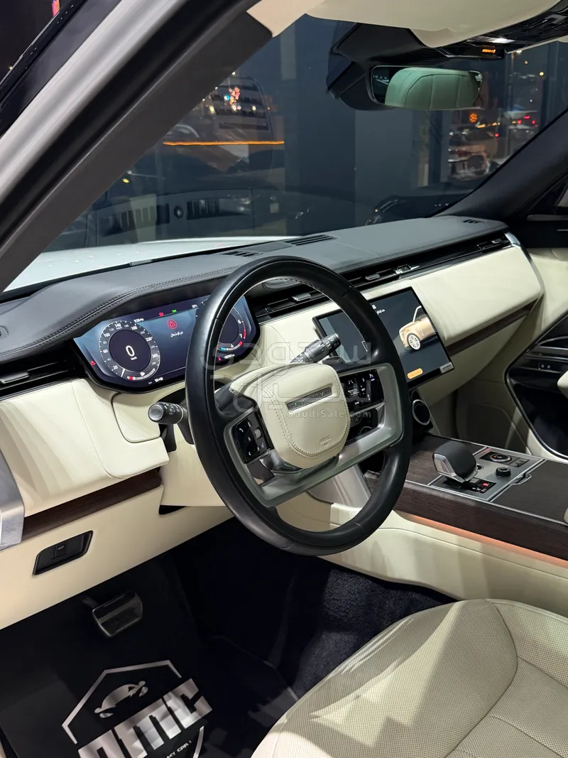 2023 لاند روفر رينج روفر فوج اس اي