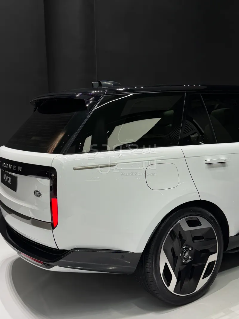 2023 لاند روفر رينج روفر فوج اس اي