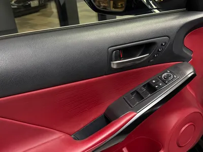 2021 لكزس آي إس 350 إف