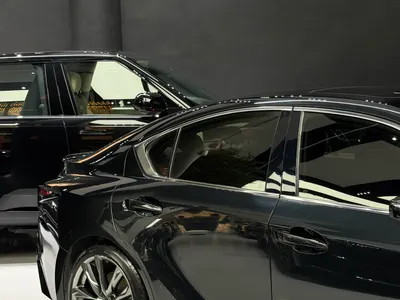 2021 لكزس آي إس 350 إف