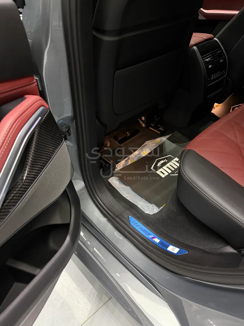 2024 بي ام دبليو الفئة اكس 6 إم كت