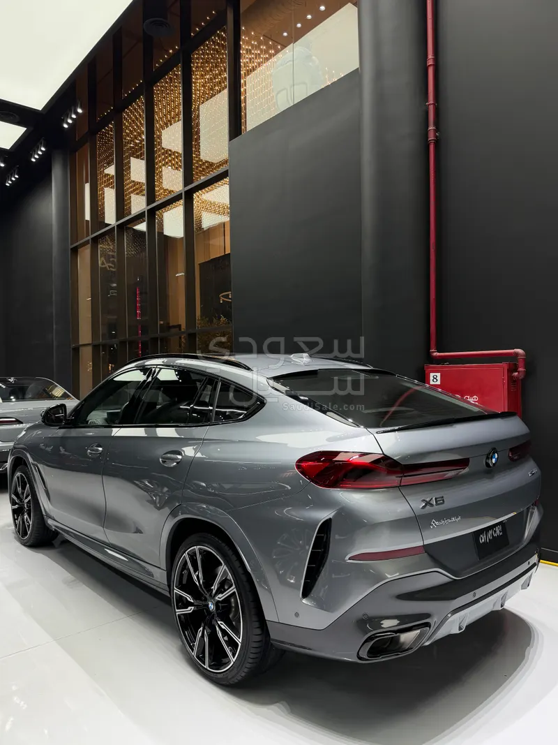 2024 بي ام دبليو الفئة اكس 6 إم كت