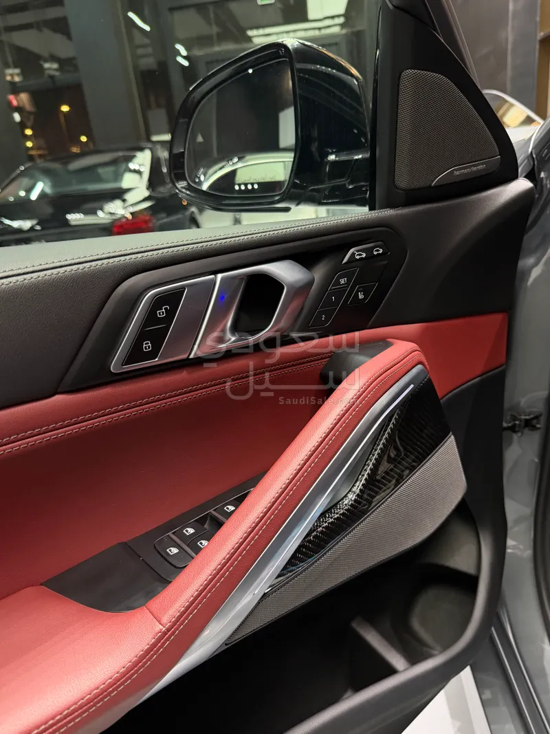 2024 بي ام دبليو الفئة اكس 6 إم كت