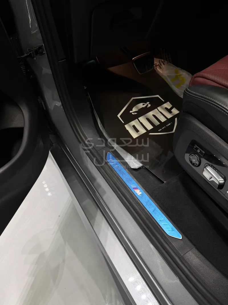 2024 بي ام دبليو الفئة اكس 6 إم كت