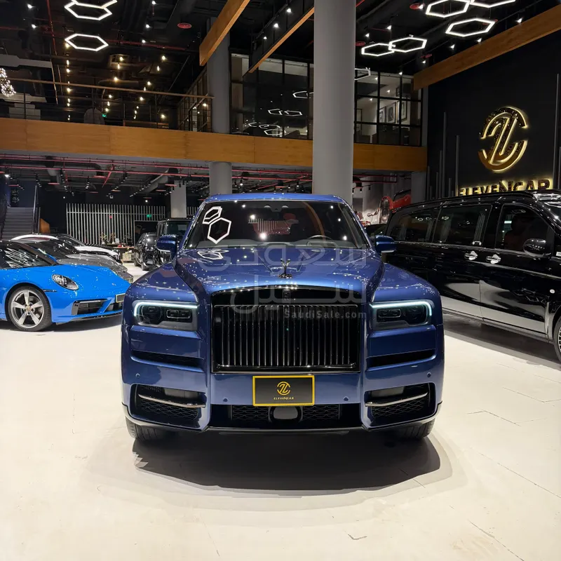 2022 رولز رويس كولينان بلاك بادج